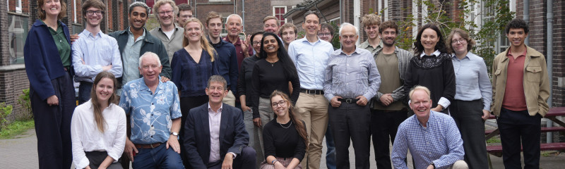 Delft and Cambridge teams in a group photo